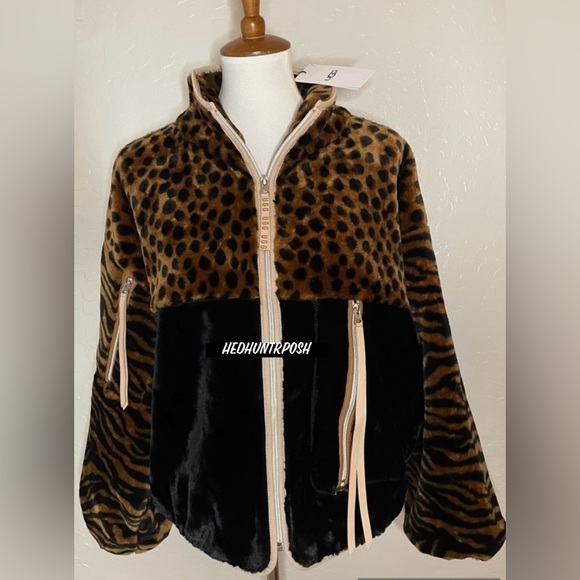 🎉HP🎉New! UGG Leopard Animalia Sherpa Fuzzy Zip Jacket Size Medium🐆🖤 - Picture 2 of 11